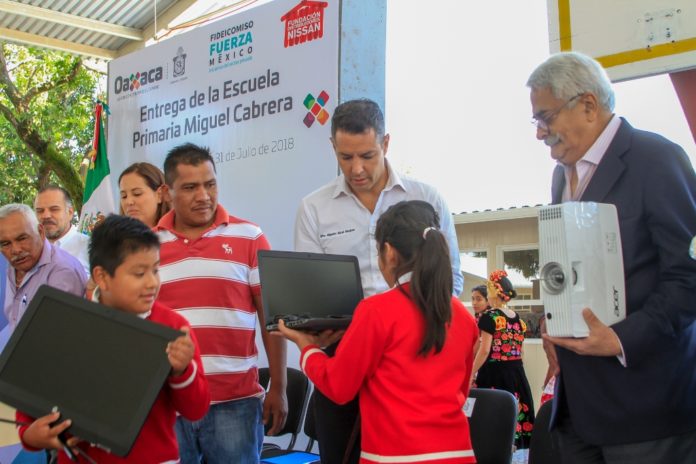 AMH-ESCUELA NISSAN TLALIXTAC (11)