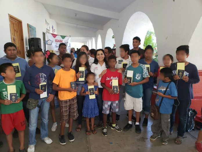 IOAM- Entrega de pasaportes (3)