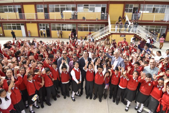 1-OGJ-escuela-españa