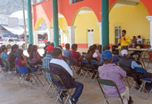 Comuneros y autoridades de Xitla fortalecen sus conocimientos en manejo del fuego