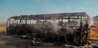 Michoacán bajo fuego; 16 municipios sufren bloqueos por operativo contra “El Camaleón”