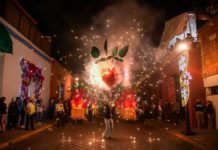 Miles celebran el Convite de la Noche de Rábanos 2025 en Oaxaca