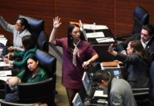 Aprueba Senado 10 perfiles para la FGR; oposición acusa simulación