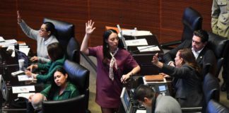 Aprueba Senado 10 perfiles para la FGR; oposición acusa simulación