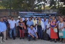 Absuelven a 21 indígenas chontales, acusados por defender su playa