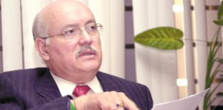 Denuncian por incumplimiento de funciones a David Colmenares, titular de la ASF