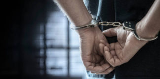 Gobierno de EU transfiere a 14 reos a México para cumplir condenas