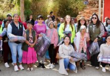 “Cobijando Corazones” del DIF Municipal de Oaxaca llega a San Juan Chapultepec