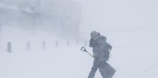 Sur de California se prepara para tormenta navideña con evacuaciones