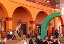 Celebra Oaxaca relevo de autoridades de sistema normativo