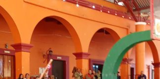 Celebra Oaxaca relevo de autoridades de sistema normativo