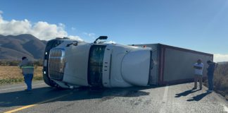 Evento de norte provoca volcaduras en la autopista 190 del Istmo