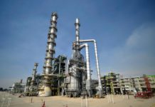 Pemex alcanza proceso de producción de petrolíferos histórica