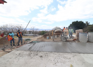 Obras que sí se ven en Oaxaca de Juárez: mejoran escuelas en agencias municipales