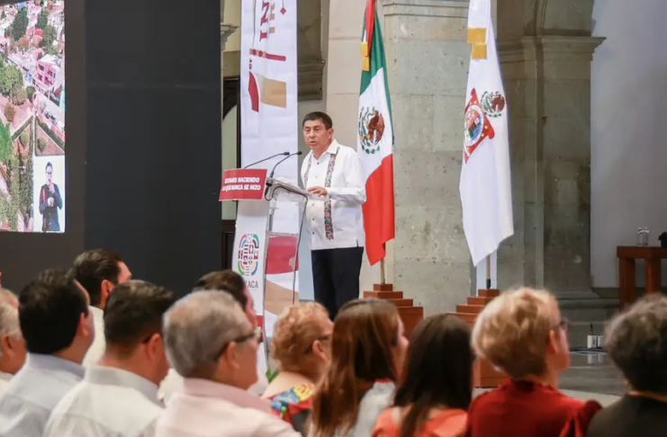 Tras revocación de mandato, Salomón Jara anuncia relanzamiento de su gobierno; pide renuncias