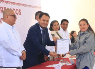 Entrega IEEPO títulos a 405 egresadas y egresados de la UPN; inaugura domo en la Unidad 201
