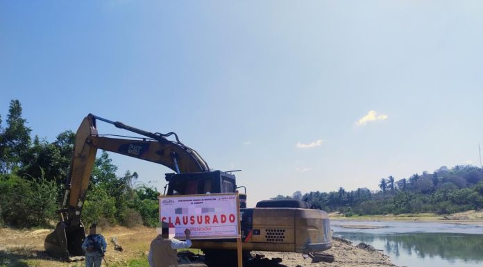 Frena Profepa saqueo de materiales pétreos en el Río Tonameca