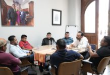 Dialoga Sego con organizaciones triquis para lograr estabilidad en la región