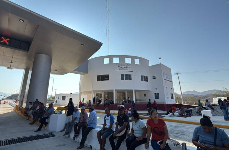 Acuden autoridades federales y estatales a Colotepec; buscan solución a conflicto