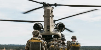 Reportan llegada a Medio Oriente de paracaidistas del Ejército de EU