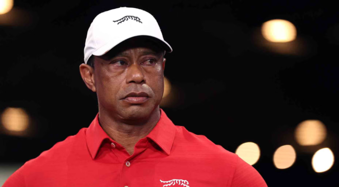 Tiger Woods se aparta del golf para recibir tratamiento médico