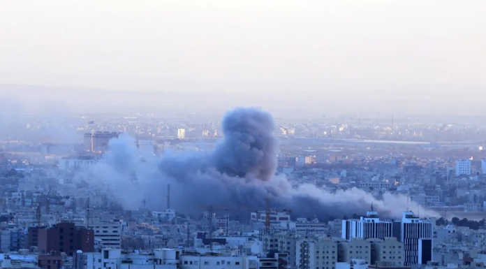 Israel ataca tres aeropuertos iraníes, incluido uno en Teherán