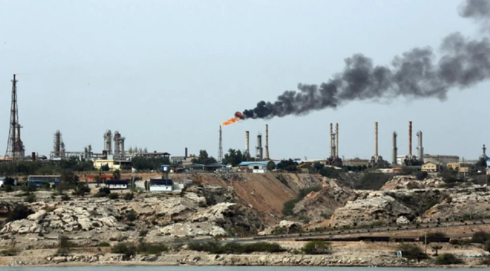 Irán advierte que precios de crudo no bajarán con medidas artificiales