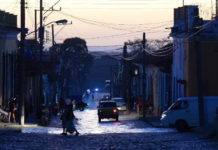 Colapsa la red eléctrica de Cuba: toda la isla se queda sin servicio de luz