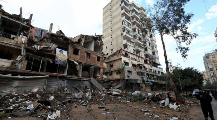 Israel bombardea infraestructura de Hezbolá en Beirut