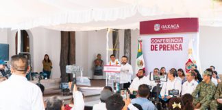 Presenta Jesús Romero “Pacto por la Paz” en Juchitán, para atender causas de la violencia