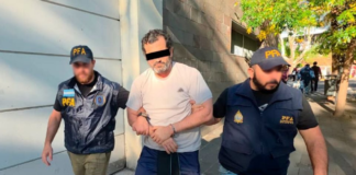 Detienen a exmarino acusado de “huachicol” fiscal en México