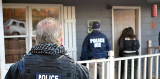 Ordena ICE a agentes no entrar a viviendas sin orden judicial