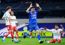 Cruz Azul golea al Necaxa en su ‘regreso’ al Estadio Azteca