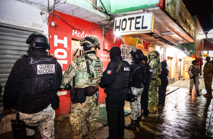 Realizan cateo en hotel capitalino, tras denuncia pública por trata de personas