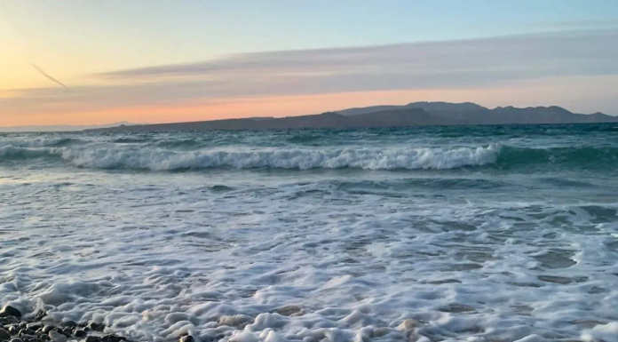 Persisten altas temperaturas y oleaje elevado en la Costa oaxaqueña