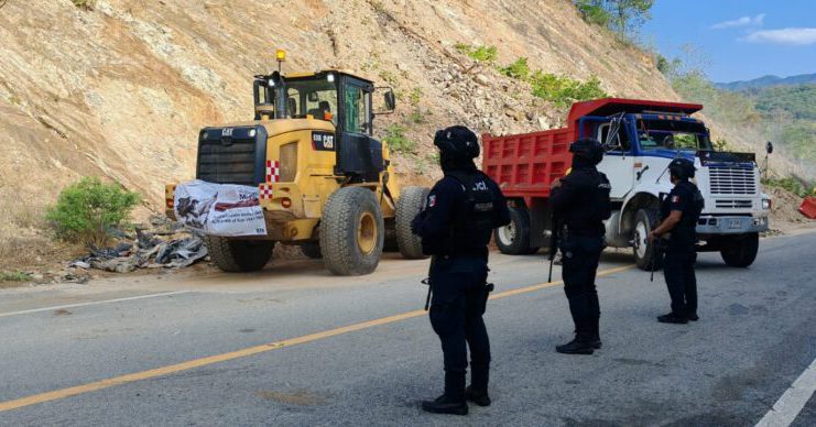 Reactivan obras en la carretera a la Costa; anuncian inversión de 500 mdp