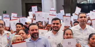 Saldan deuda histórica en Oaxaca con entrega de más de 800 títulos de propiedad