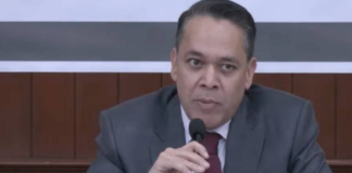 Enrique Díaz Vega, exsecretario de Finanzas de Sinaloa, se entrega a EU