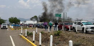 Condena DDHPO hechos ocurridos en protesta magisterial en Mitla