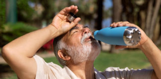 Mexicanos no se hidratan bien frente a ondas de calor