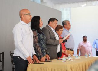 Entregan nombramientos a nuevos directores de la UABJO