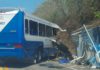 Choque frontal en Huatulco deja tres personas fallecidas y varios lesionados
