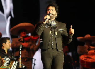 Concierto de Alejandro Fernández reúne a 270 mil personas