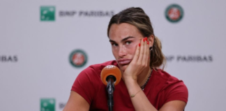 Sabalenka, inconsolable tras su derrota en Roland Garros