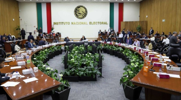 Va INE por exonerar a otro hermano del expresidente López