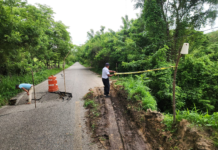 Atienden afectaciones por lluvias en la carretera Río Grande–Santa Catarina Juquila