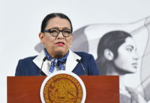 Rosa Icela ofrece disculpas a madres buscadoras tras señalarlas por viaje