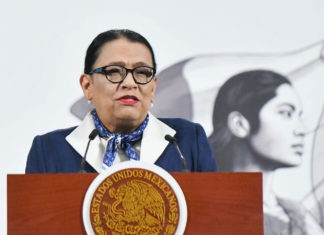Rosa Icela ofrece disculpas a madres buscadoras tras señalarlas por viaje