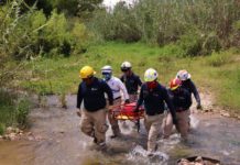 Capacitan Bomberos a personal de Protección Civil de Miahuatlán