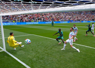 Bélgica vence a Senegal con un polémico penalti en tiempo extra